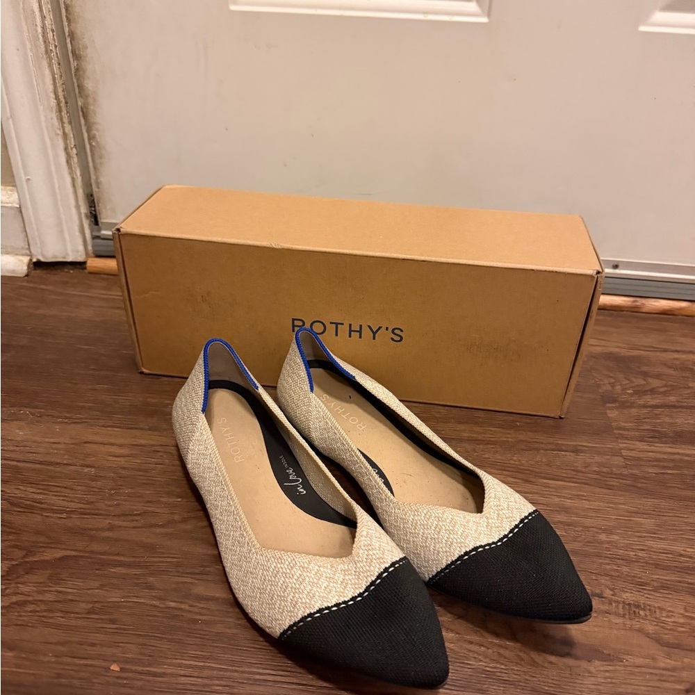 Rothy's Black and Cream Pointed Flats